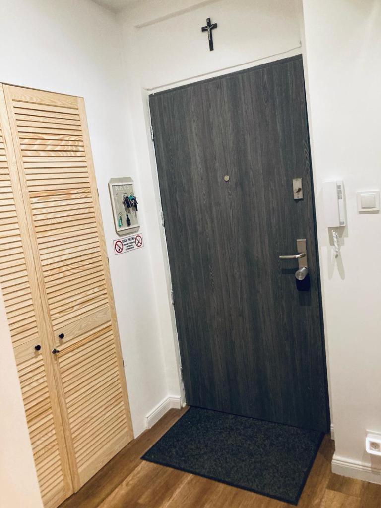 Sweet Apartment *